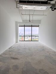 Lucky Plaza (D9), Retail #517027331